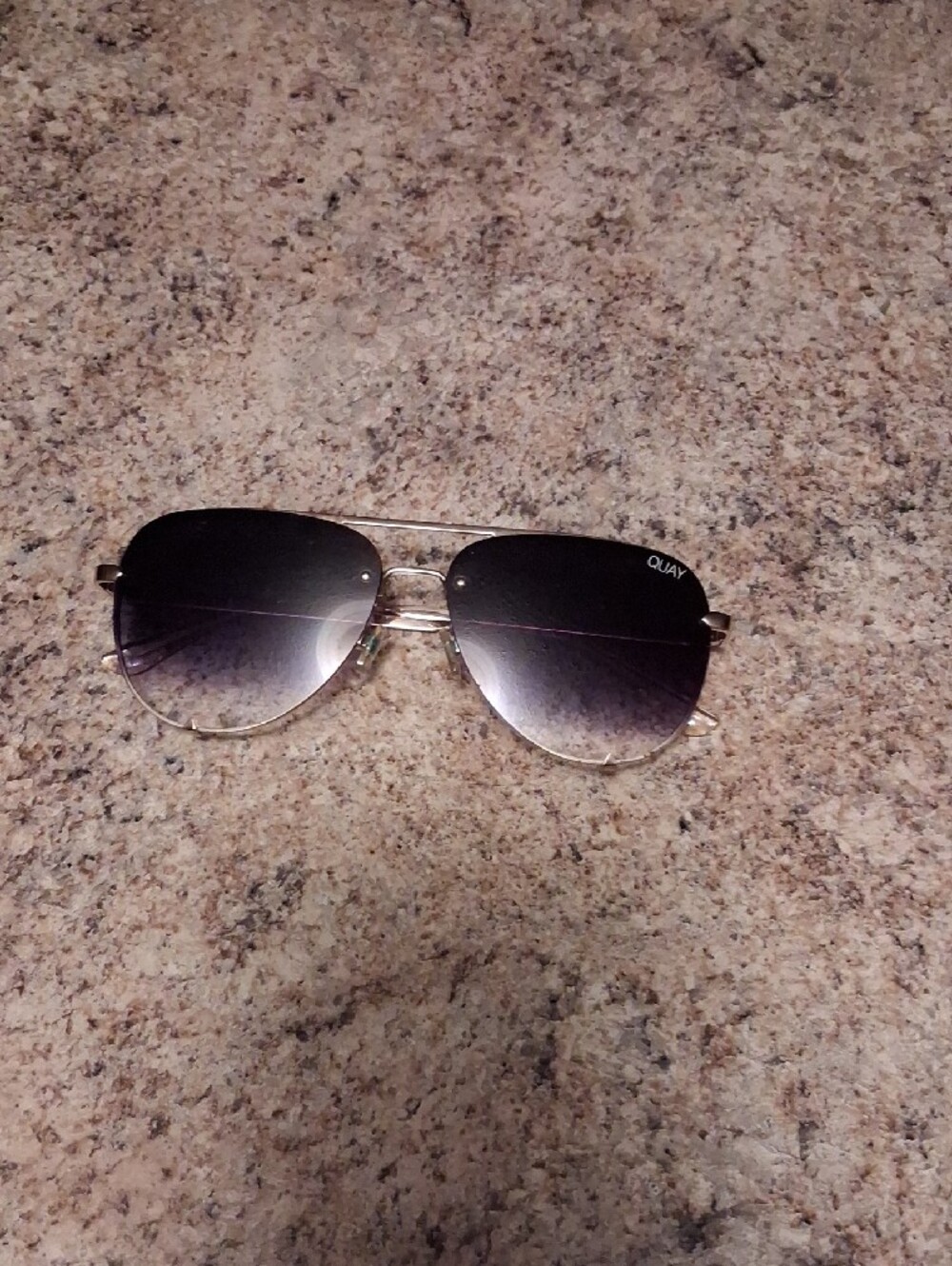 QUAY Aviator Sunglasses with Gradient Purple Lenses